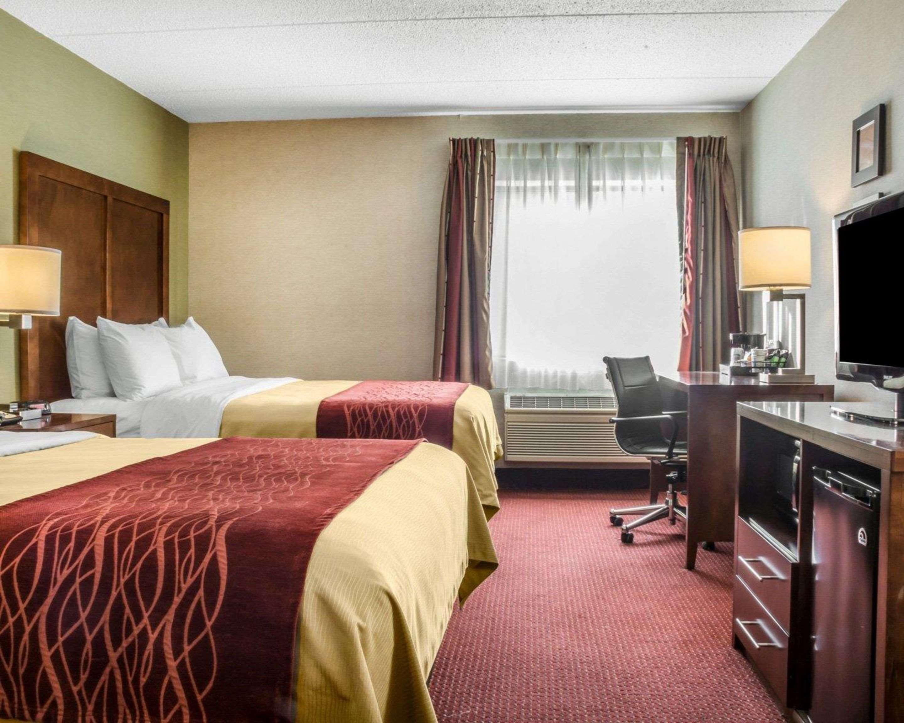 Clarion Pointe Jamestown - Falconer Екстериор снимка
