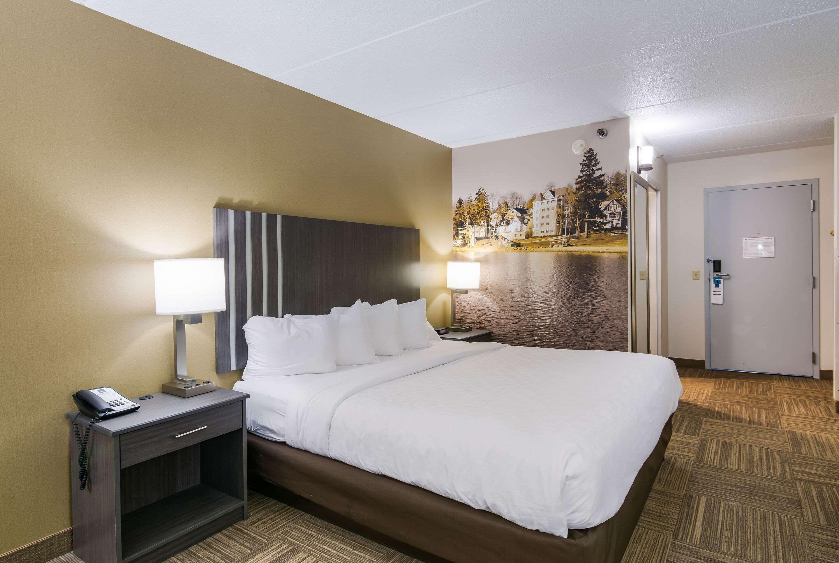 Clarion Pointe Jamestown - Falconer Екстериор снимка