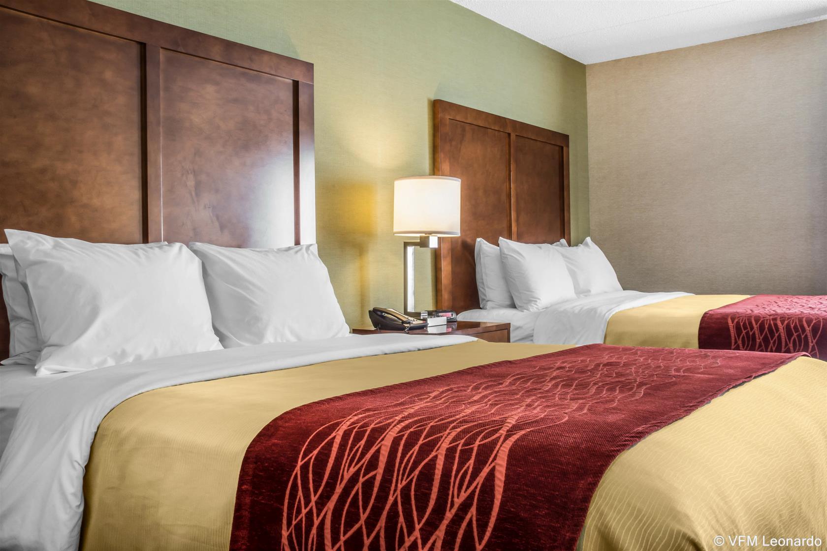 Clarion Pointe Jamestown - Falconer Екстериор снимка